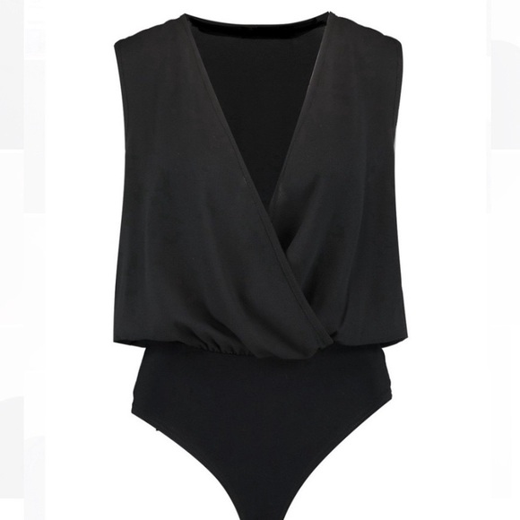 ☀️3 for $30☀️ Black Chiffon Surplice Wrap Bodysuit - Picture 2 of 2
